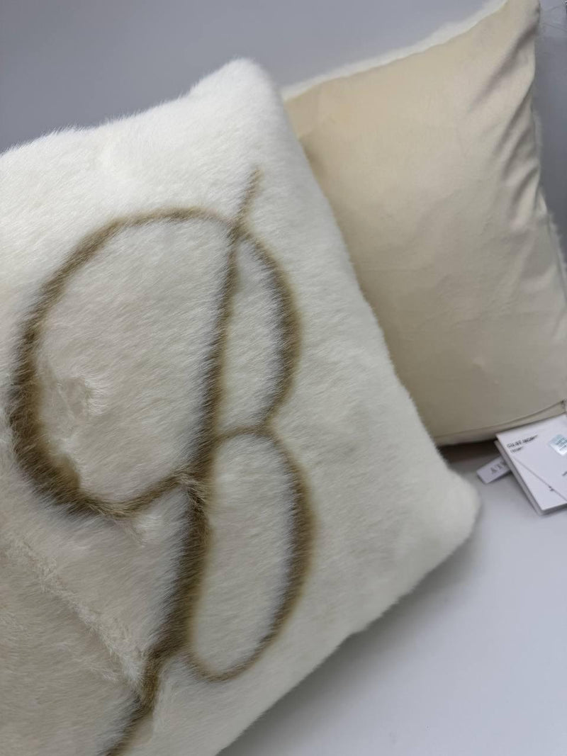 St. Moritz minderi Blumarine